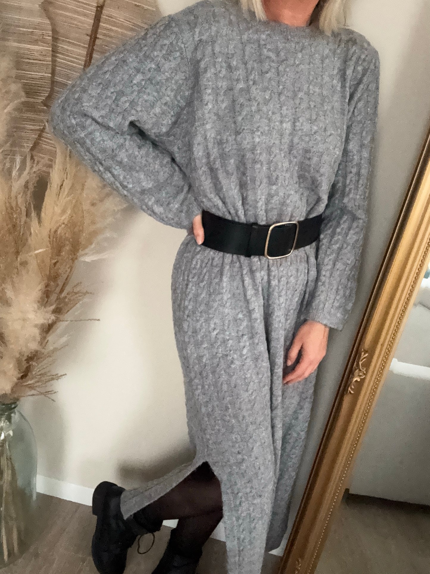 Robe Nicole